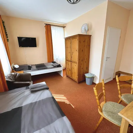 Monteurunterkunft Ludwigskanal 3* 벤델스타인